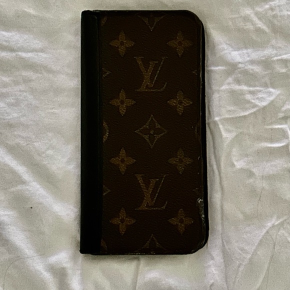 Louis Vuitton X iPhone case - Picture 2 of 2